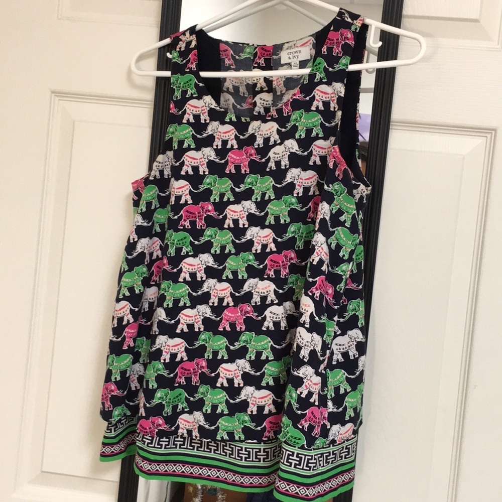 Sleeve less crown & ivy elephant blouse